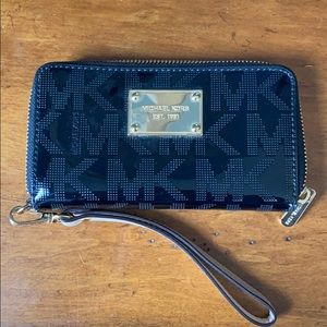 Michael Kors wristlet